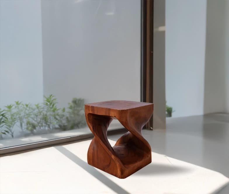 Baliri Side Table