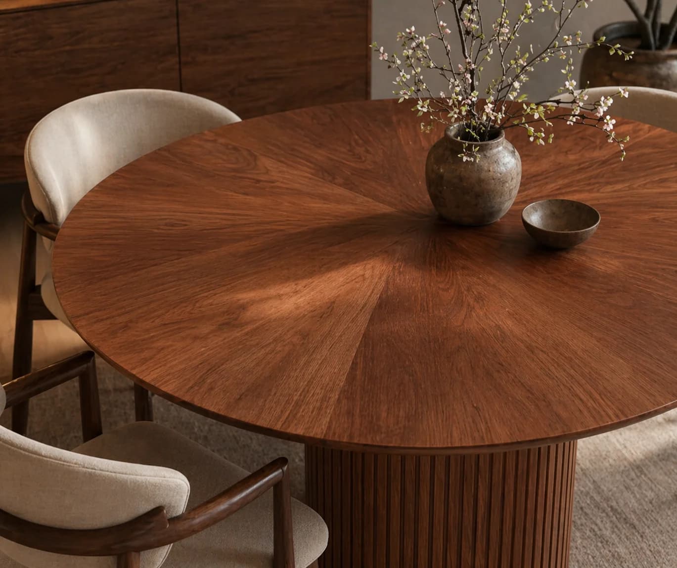 Cal Dining Table