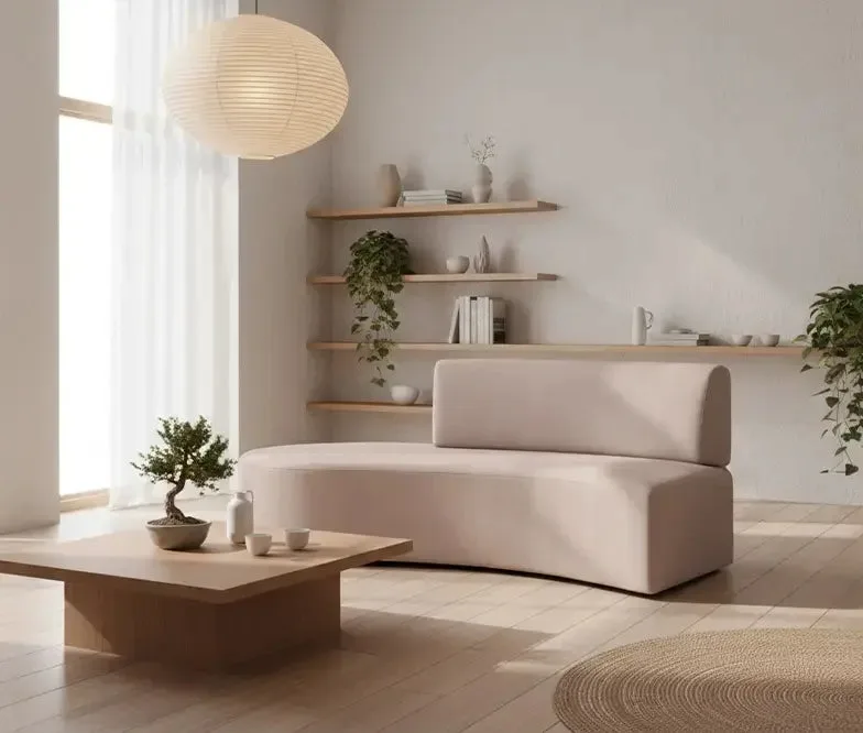 Luna Chaise Curve